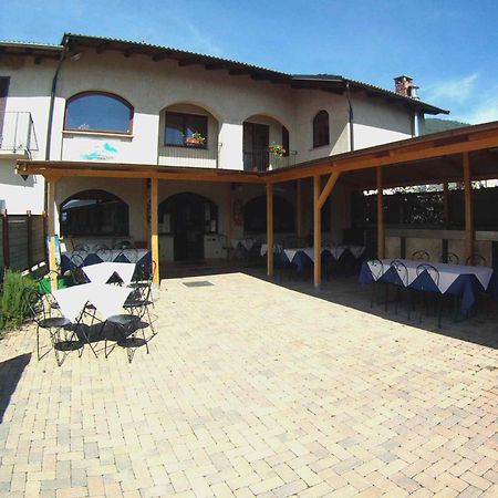 Locanda Dl'Angel Villar San Costanzo Zewnętrze zdjęcie
