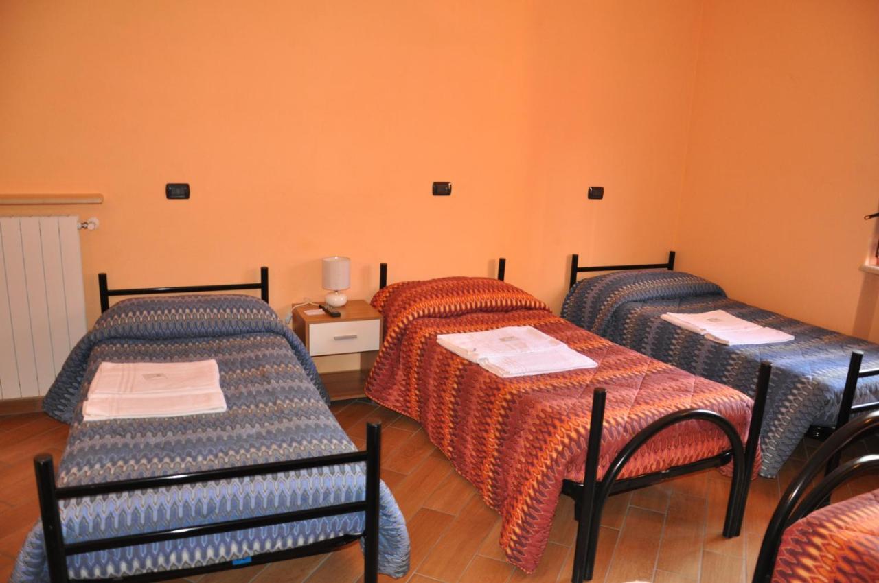 Locanda Dl'Angel Villar San Costanzo Zewnętrze zdjęcie